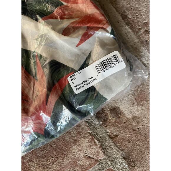 NWT Show Me Your Mumu Hacienda Maxi Dress Off Shoulder Paradise Found Sz Small - Picture 8 of 9